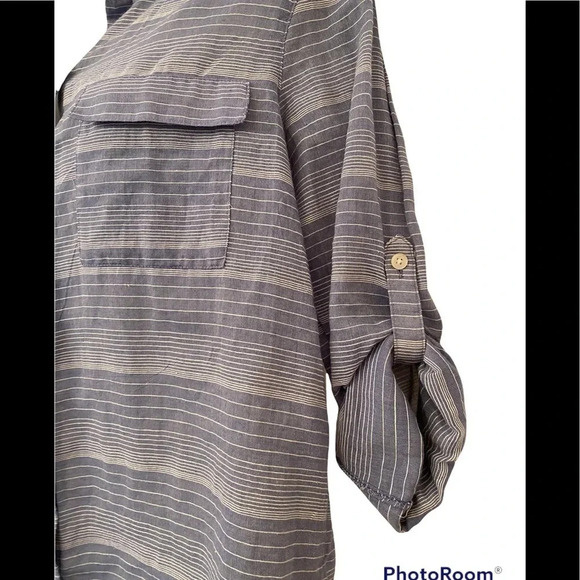 NWT GAP Boyfriend Fit Chambray Cotton Button Down Top Sz S - Picture 2 of 7